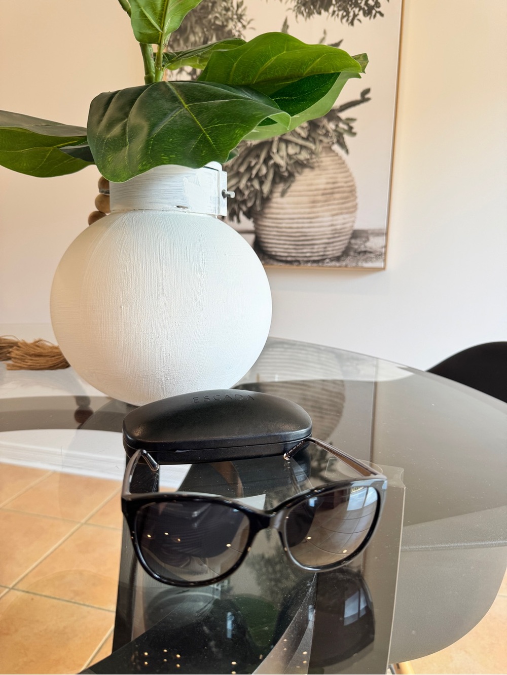 Escada Black Cat-Eye Sunglasses with Gradient Lenses SESE25K